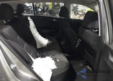 2019 Kia Sportage Lx z USA, uszkodzony, nr VIN KNDPMCAC2K7620808